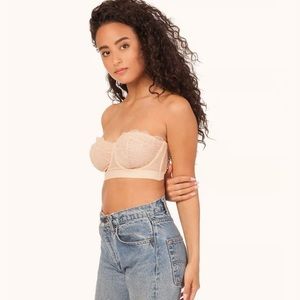 lively lacy strapless bra